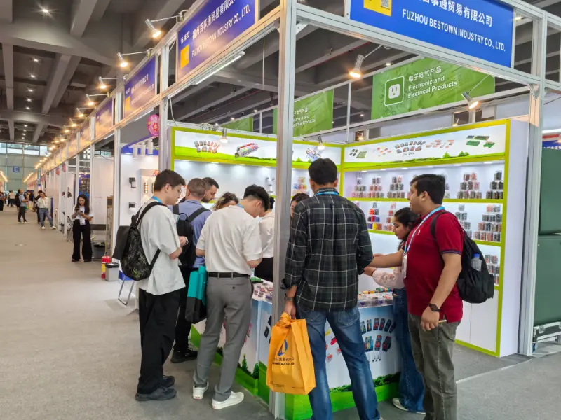 Yueqing Taer Electric viser frem avanserte ledningsløsninger på Canton Fair Phase 1. april 2026